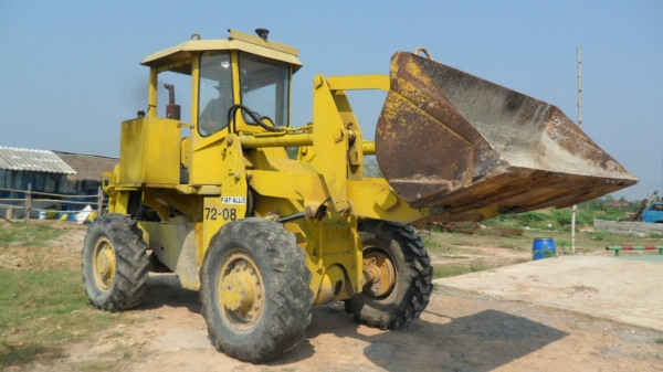 ขายรถตักล้อยาง Fiat-Allis 545B เลี้ยวเอวเครื่องยนต์ mitsubishi 6สูบเทอร์โบ