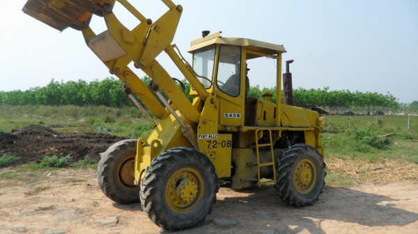 ขายรถตักล้อยาง Fiat-Allis 545B เลี้ยวเอวเครื่องยนต์ mitsubishi 6สูบเทอร์โบ