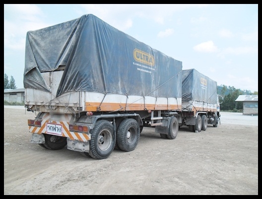 10 ล้ออีซูซุ 210 แรง พ่วง แม่+ลูก