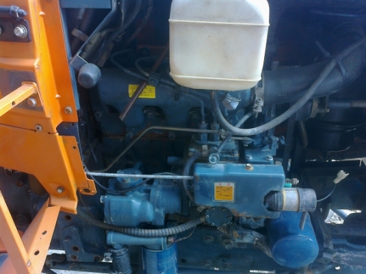 ขายรถไถ KUBOTA รุ่น L1-24-DI สภาพพร้อมทำงาน