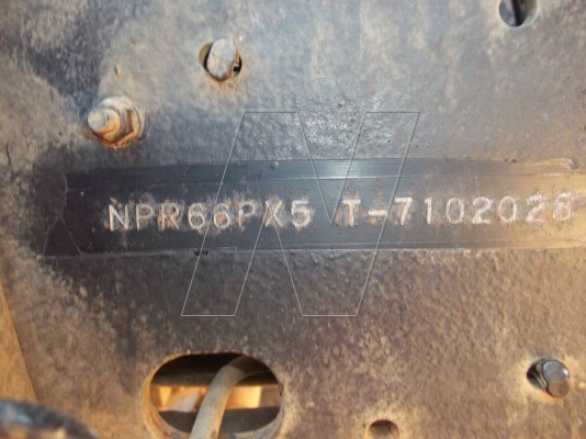 ขาย 6 ล้อ อีซุ NPR66PX5T 120 แรงม้า / ปี 40 / ยาง 8.25-16 ( รถห้างแท้ๆ! )