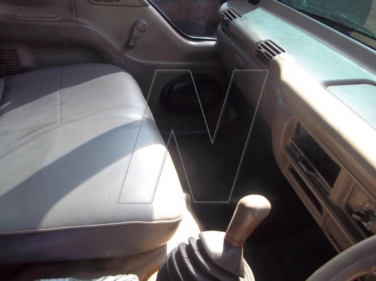 ขาย 6 ล้อ อีซุ NPR66PX5T 120 แรงม้า / ปี 40 / ยาง 8.25-16 ( รถห้างแท้ๆ! )