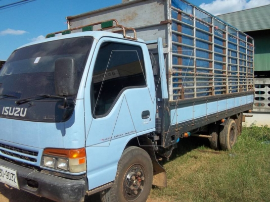 ขาย 6 ล้อ อีซุ NPR66PX5T 120 แรงม้า / ปี 40 / ยาง 8.25-16 ( รถห้างแท้ๆ! )