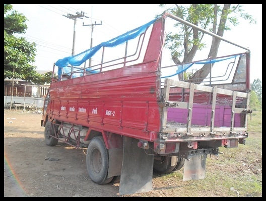 6 ล้อ NKR ติดแก๊ส สภาพสวยๆ น่าใช้