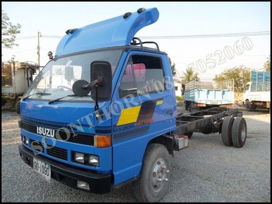 ขายด่วน รถบรรทุก 6 ล้อ ISUZU NPR 115 แรง รถห้างแท้ หัวคัซซี  สภาพเดิมๆ พร้อมใช้งาน ราคาสุดคุ้ม