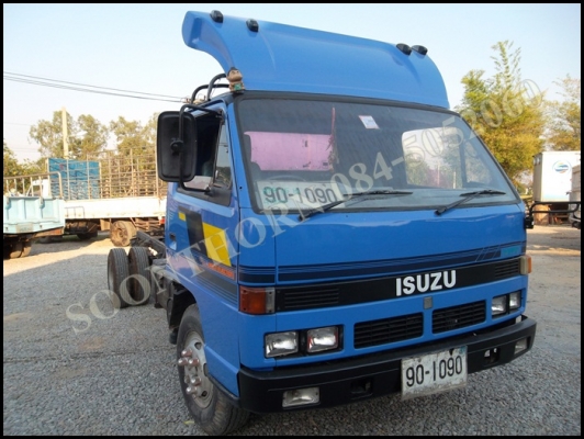 ขายด่วน รถบรรทุก 6 ล้อ ISUZU NPR 115 แรง รถห้างแท้ หัวคัซซี  สภาพเดิมๆ พร้อมใช้งาน ราคาสุดคุ้ม