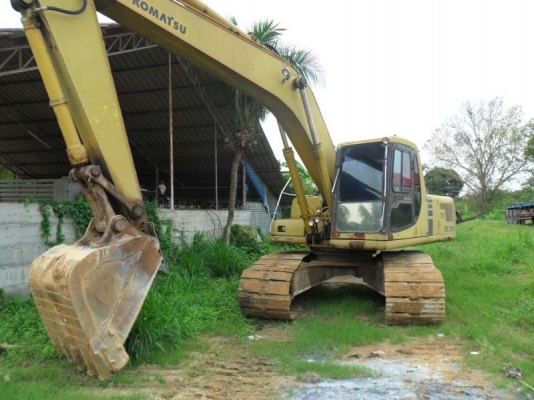 Komatsu PC200-6