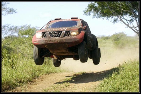 ออกรถ NISSAN วันนี้ ดาวน์เพียง10\% ออกรถ NISSAN วันนี้ ดาวน์เพียง10\%