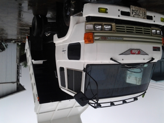 ขายหกล้อHINO / FDรถประกอบ