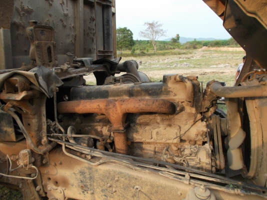 ขายด่วนรถสิบล้อหลงTDสองเผลาดั้ม195แรงม้า