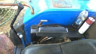 ขายรถไถFORDนิวฮอนแลนด์ TS90 เกียร์ข้างกรองเล็กสนใจโทร0819701072