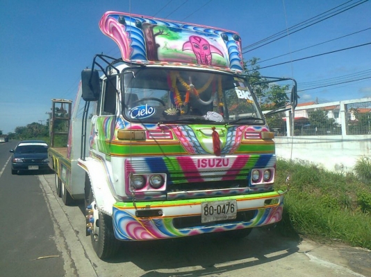 ขายรถ10ล้อ ISUZU JCM เครื่อง 6BG1-175 แรง รถหางปลา เพลาเดียว สีสันลวดลาย สวยทั้งคัน มีหางไฮดรอลิกส์ข