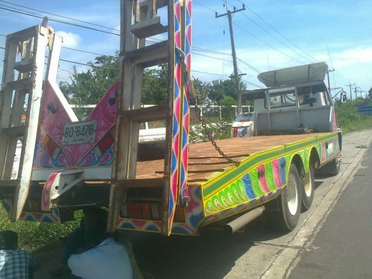 ขายรถ10ล้อ ISUZU JCM เครื่อง 6BG1-175 แรง รถหางปลา เพลาเดียว สีสันลวดลาย สวยทั้งคัน มีหางไฮดรอลิกส์ข