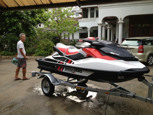 รถลากเจ็ทสกี เทเลอร์เจ็ทสกี  ผ่อน - จ่าย ผ่านบัตรเคดิต ได้แร้ว