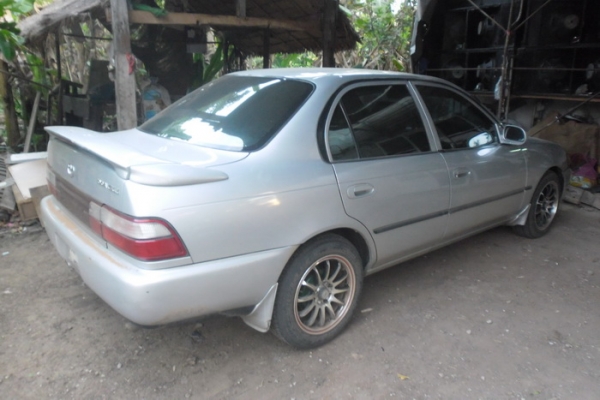 ขาย เก๋งTOYOTA โฉม3ห่วง ปี37/94TOYOTA COROLLA 1.3 วางเครื่องใหม่ 1.5 แก๊สLPG(ลงเล่ม)ประหยัดสุดๆ หมดปัญหาจุกจิกกับระบบแก๊ส เกียร์ธรรมดา พ.พาวเวอร์ แอร์ CD กระจกไฟฟ้า แม็ก ยางดี ภายในสวย พร้อมใช้งาน ราคาต่อรองได้ครับ