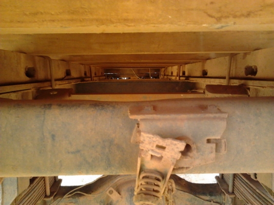 ขาย แต๋น6ล้อเครื่องยนต์ ช่วงล่างใหญ่ๆ วางเครื่องยนต์นิสสันTD2.5ฝาขาวแน่นๆ แรงดี ช่วงล่างเฟืองท้าย110NKR คัสซีหน้า5วางเหล็กเสริมบนพร้อม กระบะพื้นไม้คอกไม้สูง วางมาใหม่ไม่นาน กว้าง1.8ม.สูง1.7ม.ยาว3.0ม.ไม่มีผุไม่มีหัก สโลว์พร้อมลุย ยางดี พร้อมใช้ พร้อมลุยงาน