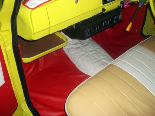 ขายดัทสัน 320 เกียร์คอ   ขายเเล้วครับขอบคุณทางเวปมากเลยครับ