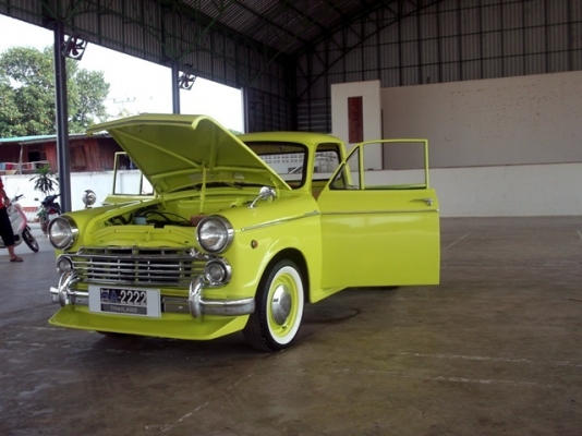 ขายดัทสัน 320 เกียร์คอ   ขายเเล้วครับขอบคุณทางเวปมากเลยครับ