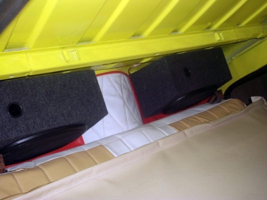 ขายดัทสัน 320 เกียร์คอ   ขายเเล้วครับขอบคุณทางเวปมากเลยครับ