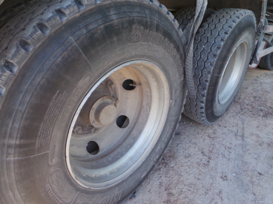 ISUZU FXZ360 ปี 55 มีระบบพ่วงค่ะ ISUZU FXZ360 ปี 55 มีระบบพ่วงค่ะ