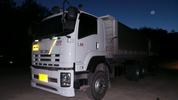 ISUZU  FXZ360 ปี 55 มีระบบพ่วงค่ะ