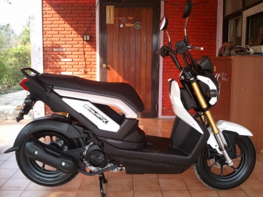 ธารนนทบุรี//ขาย honda zoomerx110i ปี56 สวยๆวิ่งน้อย ราคา45,000บาท ทะเบียนพร้อมโอน