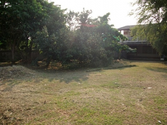 ขายโรงแรมพร้อมปั้มน้ำมันบนที่ดิน3ไร่