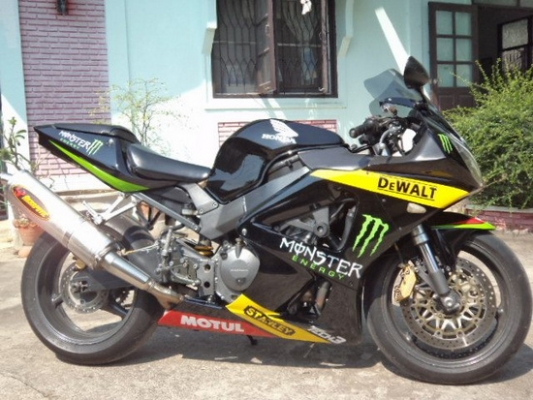 บรีส ลำลูกกา // ขาย CBR929 ปี2001 กุญแจชิบ อินวอยล์สรรพสามิตแท้