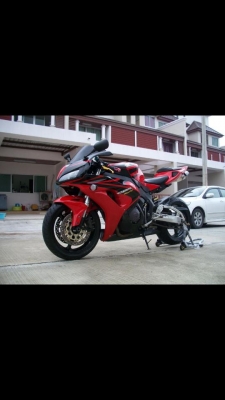 ขาย HONDA CBR1000RR ปี2006 สภาพเยี่ยมๆ  กุญแจชิบ3ดอก