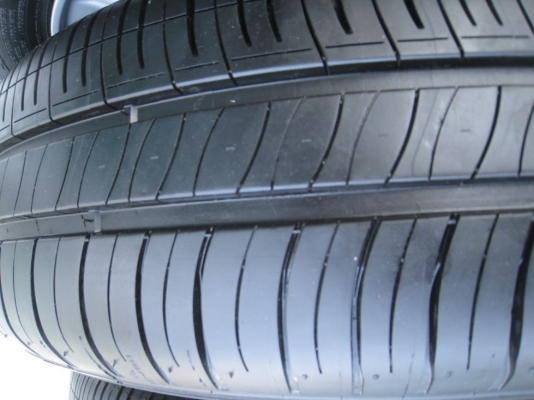 ขายล้อแม็กเดิม honda brio 14"x5"  4รู 100 et50 +ยางปี12 (081-3747940)