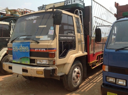 รถบรรทุก 6 ล้อ ยี่ห้อ ISUZU 160 แรงม้า // ติดต่อเจ้าของโดยตรง คุณปรีชา 086-879-5551