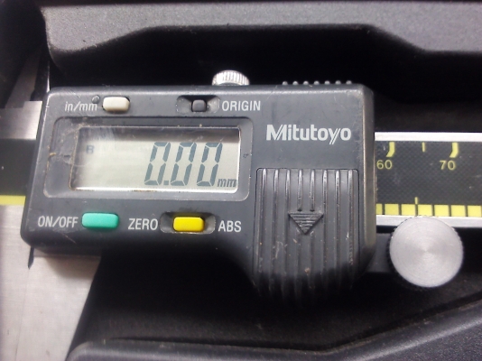 เวอร์เนียดิจิตอล mitutoyo 6 นิ้ว มือสองสภาพเยี่ยมพร้อมใช้งาน