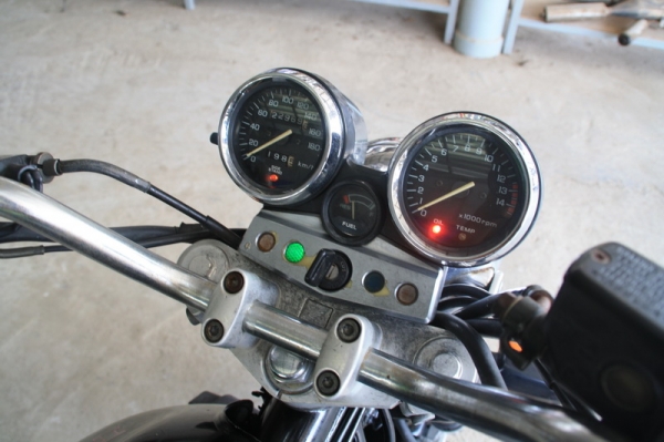 ขาย CB 400 ปี 94 ไมล์สามลูก อินวอย สรรพสามิตแท้ รถเดิม 69000