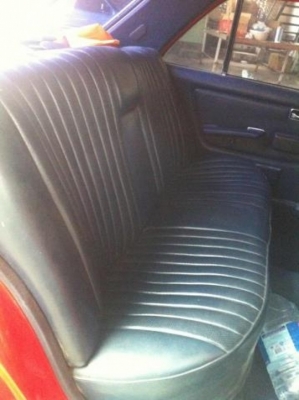 ขายBENZw123วางJติดแก็สรถปี85