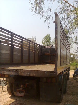 ขายรถบรรทุก 10 ล้อ 2 เพลาดั้ม ขายรถบรรทุก 10 ล้อ 2 เพลาดั้ม