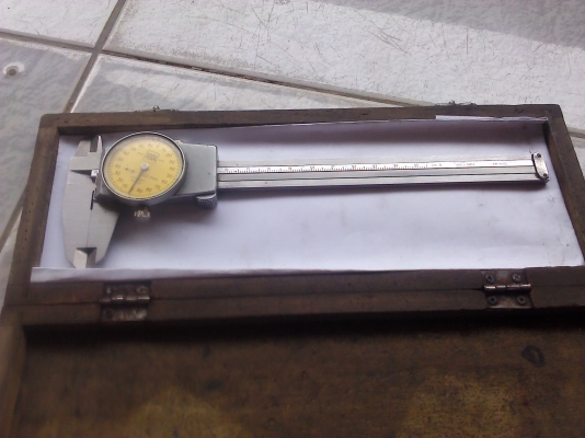 เวอร์เนียแบบหน้าปัดนาฬิกา 6 นิ้ว วัดได้ละเอียด 0.02 มม.มือสองสภาพเยี่ยมพร้อมใช้งาน