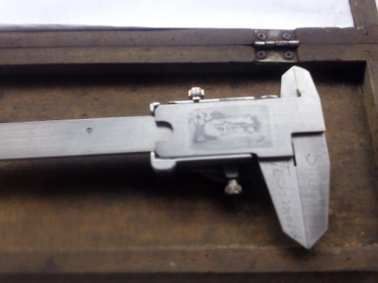 เวอร์เนียแบบหน้าปัดนาฬิกา 6 นิ้ว วัดได้ละเอียด 0.02 มม.มือสองสภาพเยี่ยมพร้อมใช้งาน