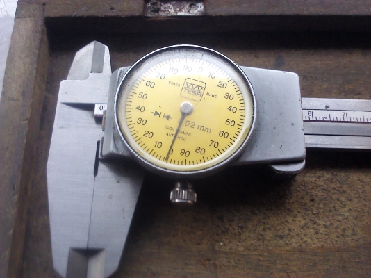 เวอร์เนียแบบหน้าปัดนาฬิกา 6 นิ้ว วัดได้ละเอียด 0.02 มม.มือสองสภาพเยี่ยมพร้อมใช้งาน