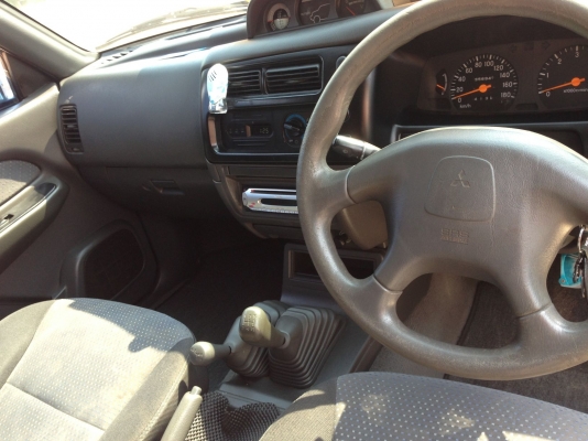 มิตรซูแกรนดิส 4 ประตูโฟวิล สวยๆ