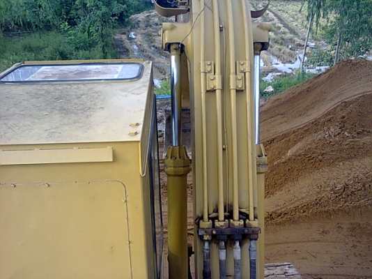 ขาย/แลก แบ็คโค แคท215lc 600,000