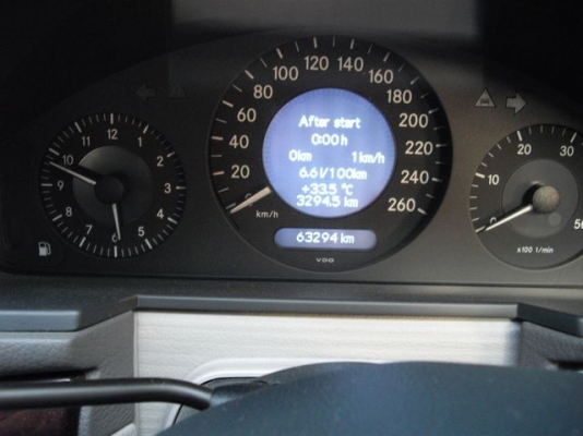 ขายBENZ, E220 CDI เจ้าของขายเอง รถสวย วิ่ง 6 หมื่น กิโล แท้ๆ