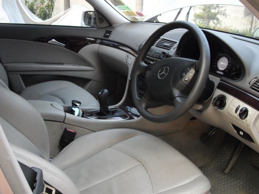 ขายBENZ, E220 CDI เจ้าของขายเอง รถสวย วิ่ง 6 หมื่น กิโล แท้ๆ