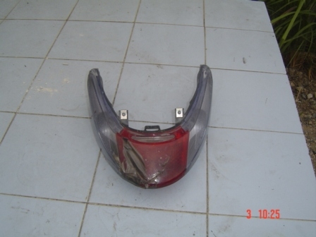 ครอบไฟ Click