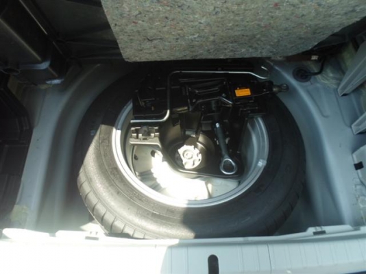 TOYOTA PRIUS 1.8 TOP OPTION สวยกริ๊บ ผิวพรรณดี หน้าหลังเดิมทั้งลำ