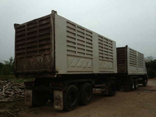 รถอิซูซุ 10 ล้อดั๊ม 360 แรงม้า  ปี 52   รถวิ่ง 180000 กว่า กม.  สนใจติดต่อ 081 - 6079515