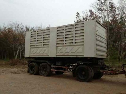 รถอิซูซุ 10 ล้อดั๊ม 360 แรงม้า  ปี 52   รถวิ่ง 180000 กว่า กม.  สนใจติดต่อ 081 - 6079515