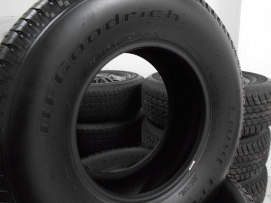 ขายยาง BFGoodrich Long Trial 265/70/16 ปลายปี 11 สวยๆ 1 ชุด