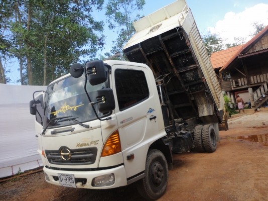 ขายรถบรรทุก 6ล้อดัมพ์ HINO MEGA 150 แรงม้าปี 51 ขายรถบรรทุก 6ล้อดัมพ์ HINO MEGA 150 แรงม้าปี 51