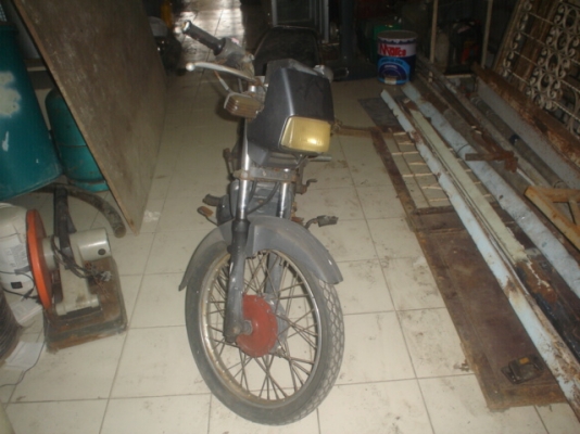 หาเล่มไม่เจอ  ขายราคาซาก  1800  บาท  ใครชอบเชิญครับ