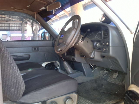 รถโตโยต้า  โฟวิล ออฟโรส    4 X 4    สนใจติดต่อ 081 - 6079515